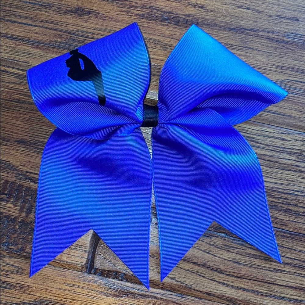 Gabi butler bow